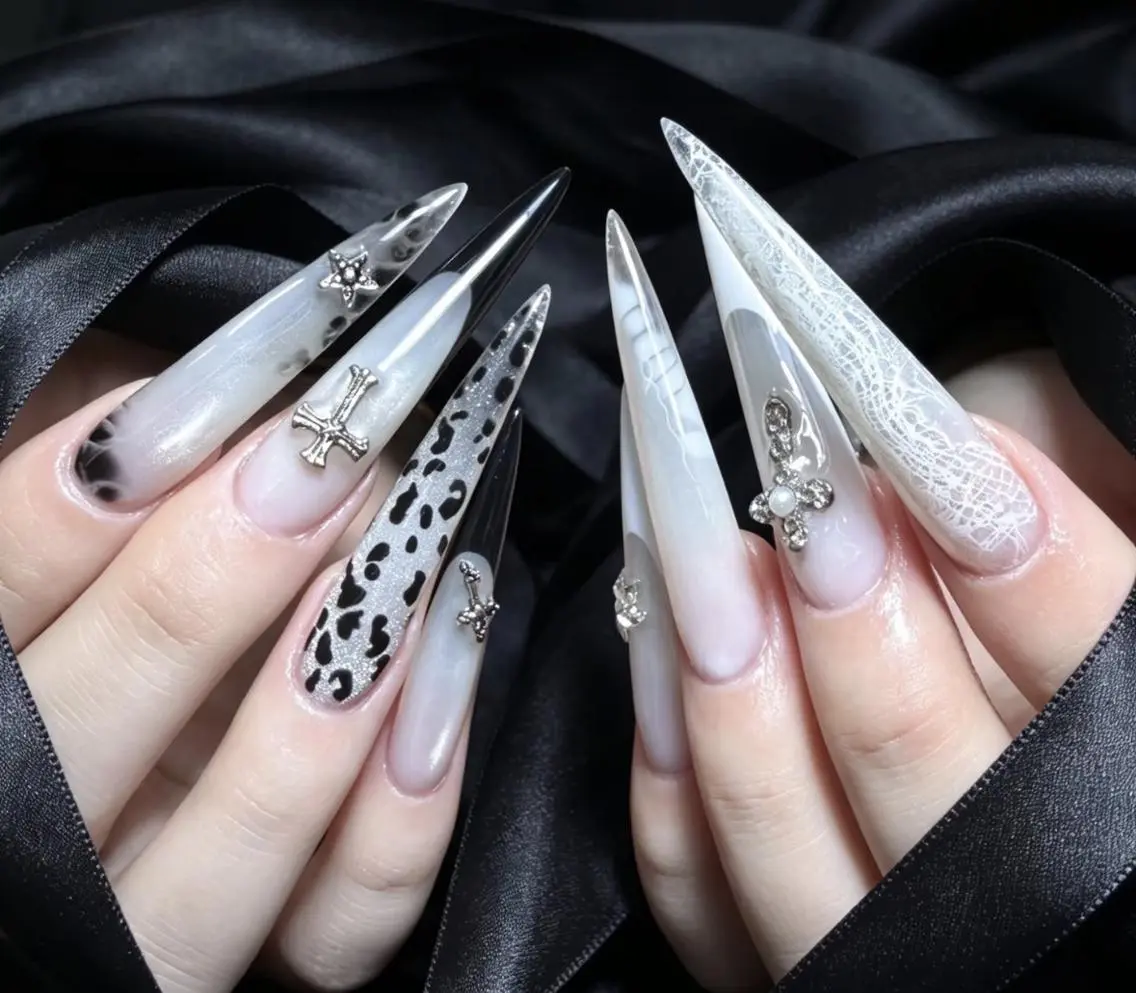 ネイル ハンドネイル 🎀 KiKi_nailのネイルデザイン