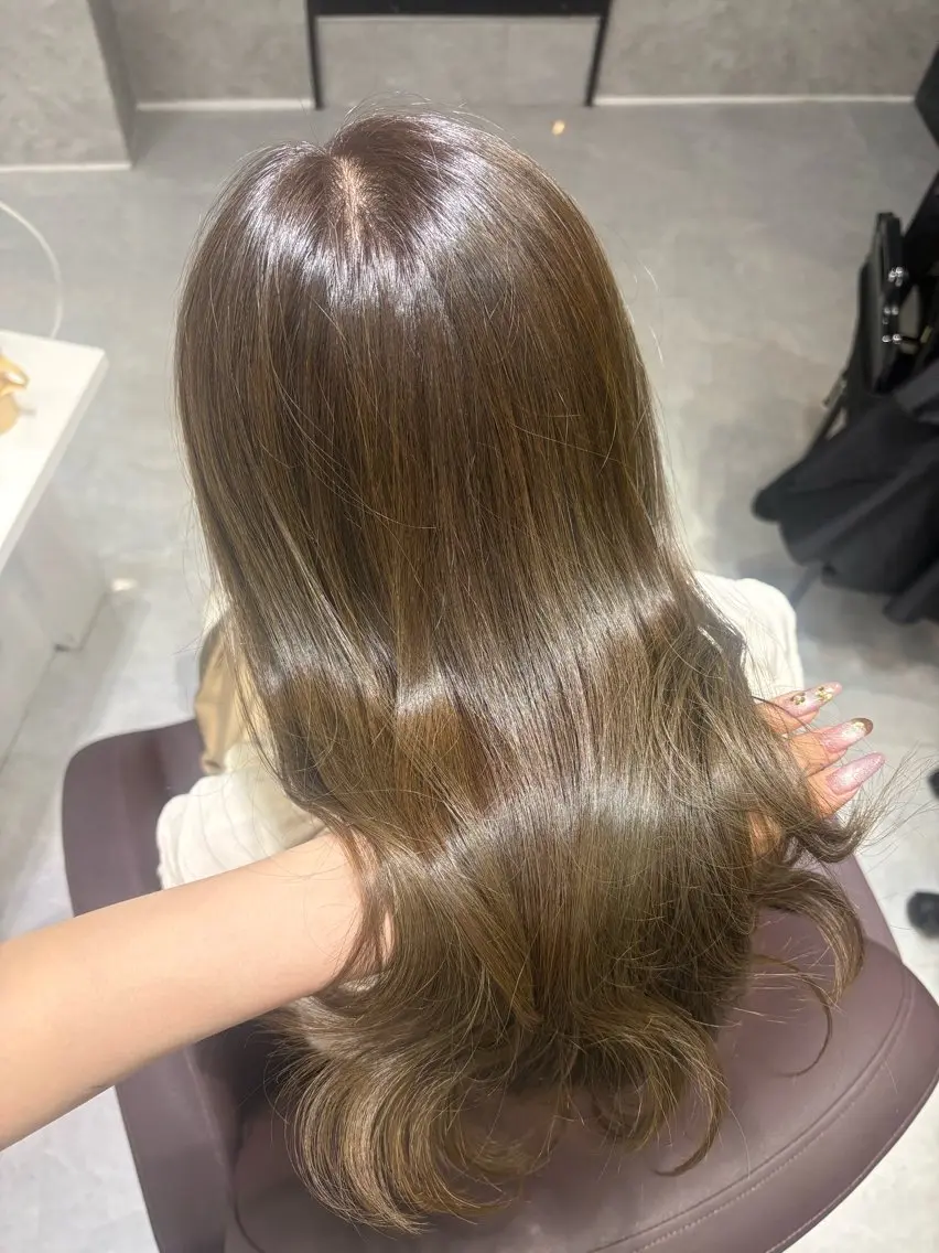 ミディアム レイヤーカット カット ヘアカラー トリートメント あい❤︎ /髪質改善/韓国巻きのヘアスタイル