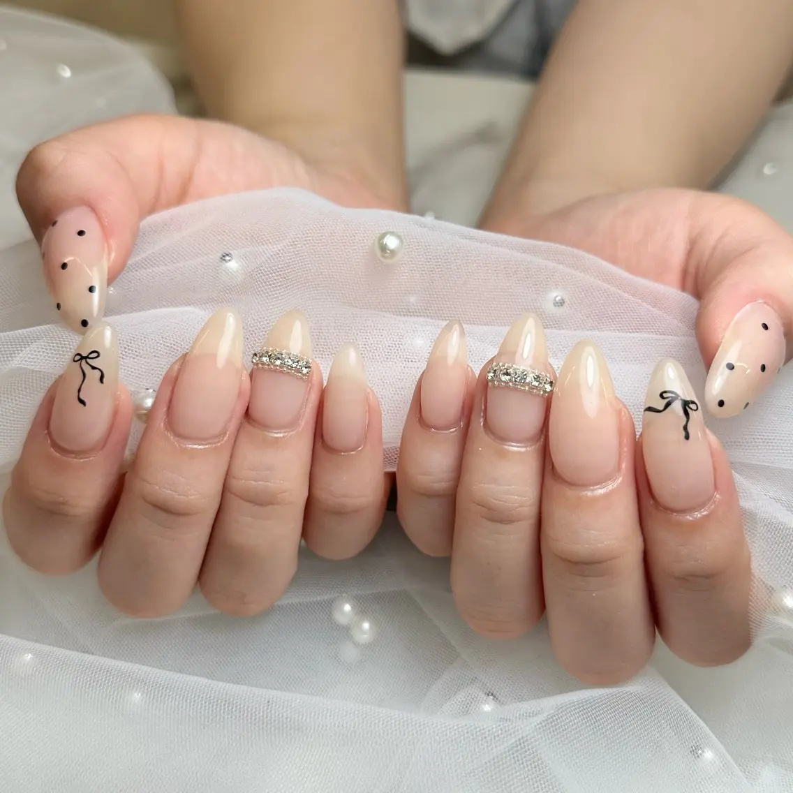 ネイル ハンドネイル nami🐰🎀 ガーリー/堺筋本町のネイルデザイン