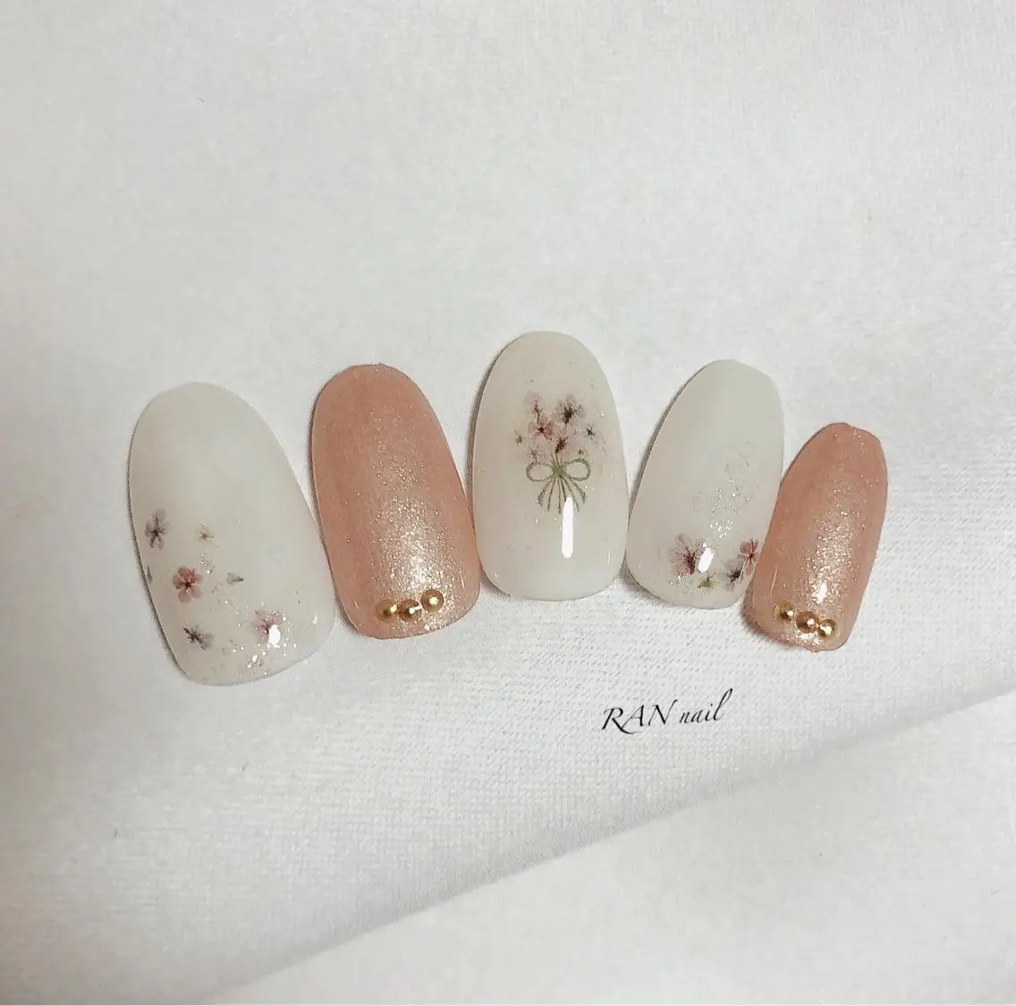 ネイル フラワーネイル フットネイル オフィスネイル 春ネイル 冬ネイル ハンドネイル フットネイル RAN nailのネイルデザイン