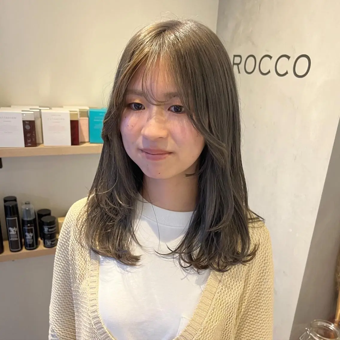 セミロング ヘアカラー MAI ROCCO3rdのヘアスタイル
