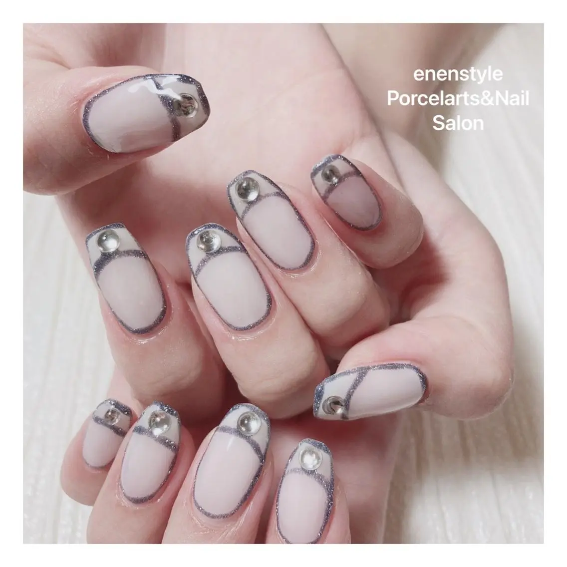 ミディアム ネイル ハンドネイル 🐾enen style 🐾のネイルデザイン