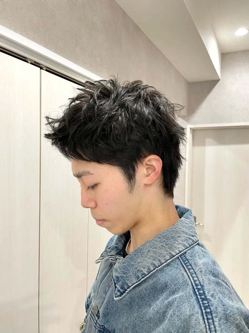 ショート カラー メンズ メンズショート スパイキーショート 刈り上げ メンズベリーショート メンズウルフカット 【東北メンズヘア1 位受賞🥇】本間祐太のヘアスタイル