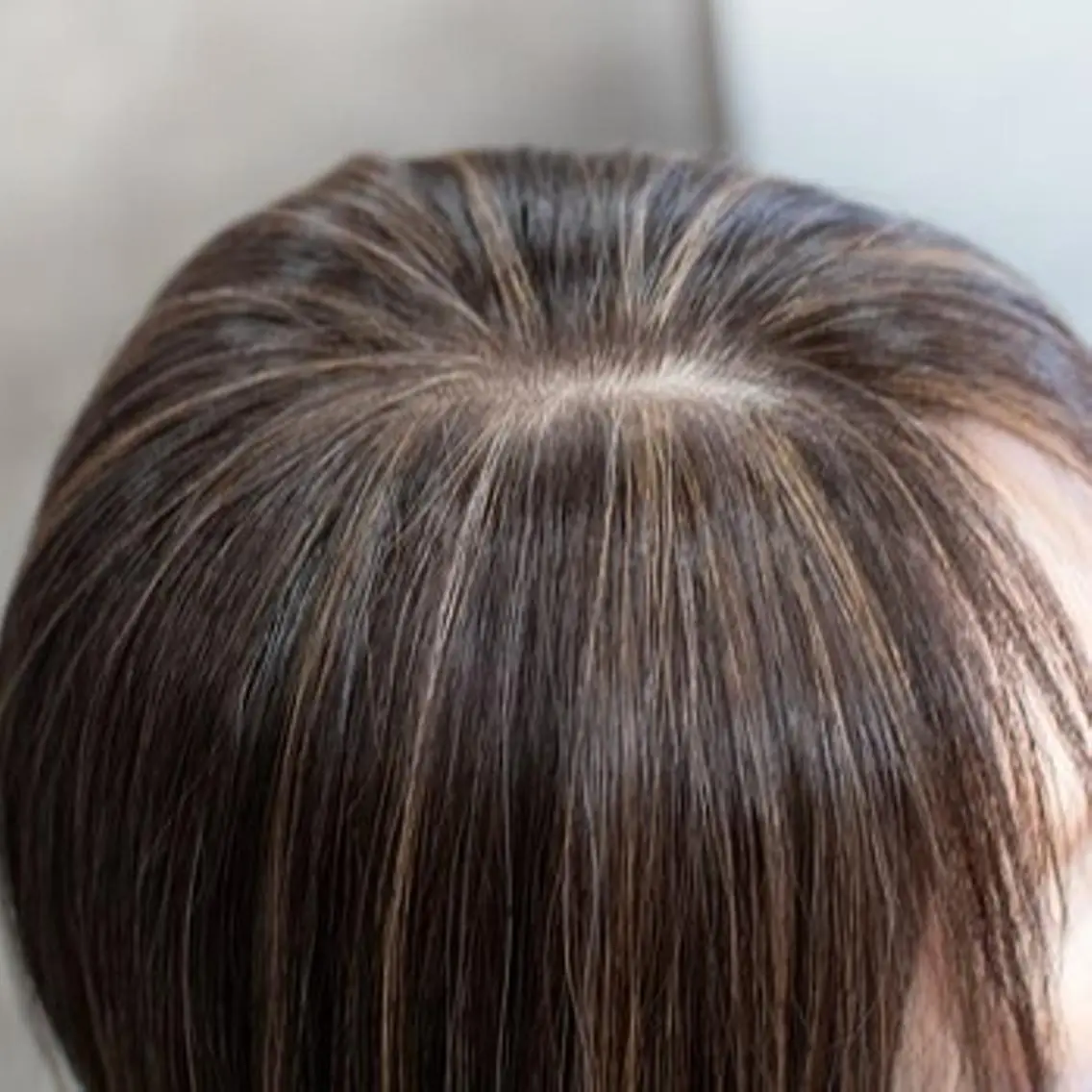 ミディアム カラー カット ヘアカラー トリートメント 白髪ぼかしハイライト 【亀有】山本のヘアスタイル