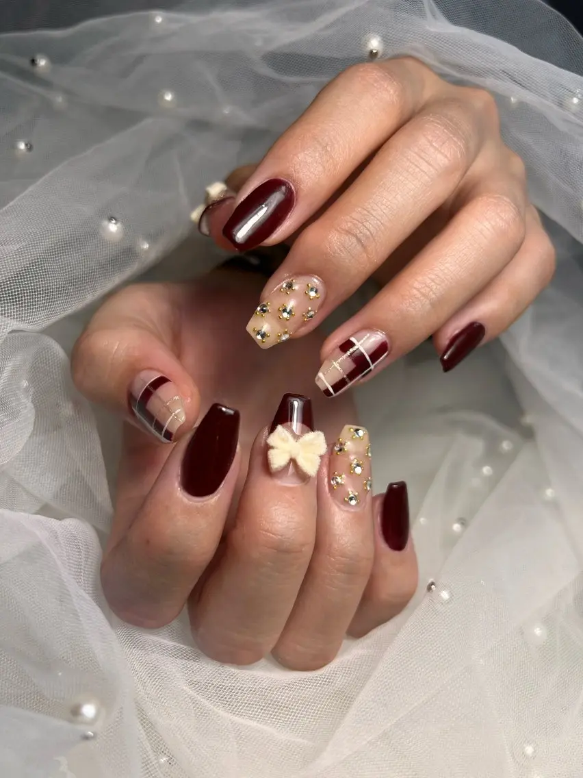 ネイル ハンドネイル フットネイル ✴︎ Delightのネイルデザイン