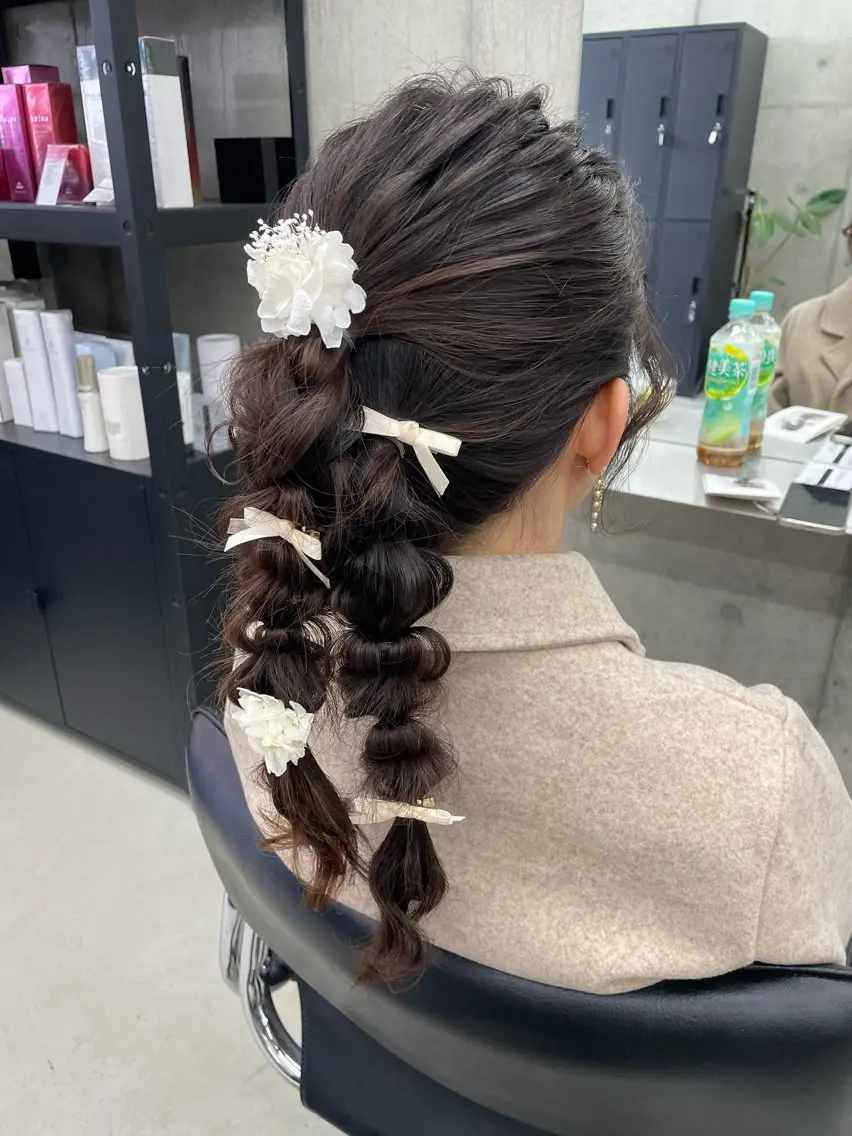 セミロング カット ヘアカラー ヘアセット 手島 カミラのヘアスタイル