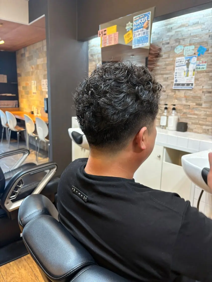 ショート カット パーマ 小野 伊吹のヘアスタイル