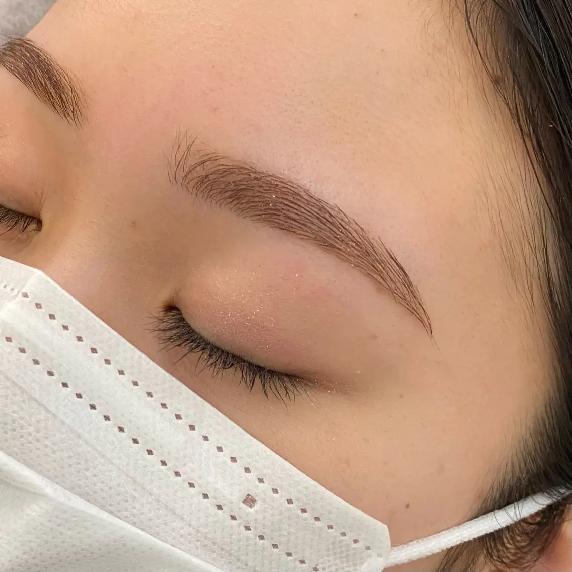 《学割》アイブロウスタイリング（眉毛ワックス、間引き、メイク込み）※2回目以降¥4000の写真