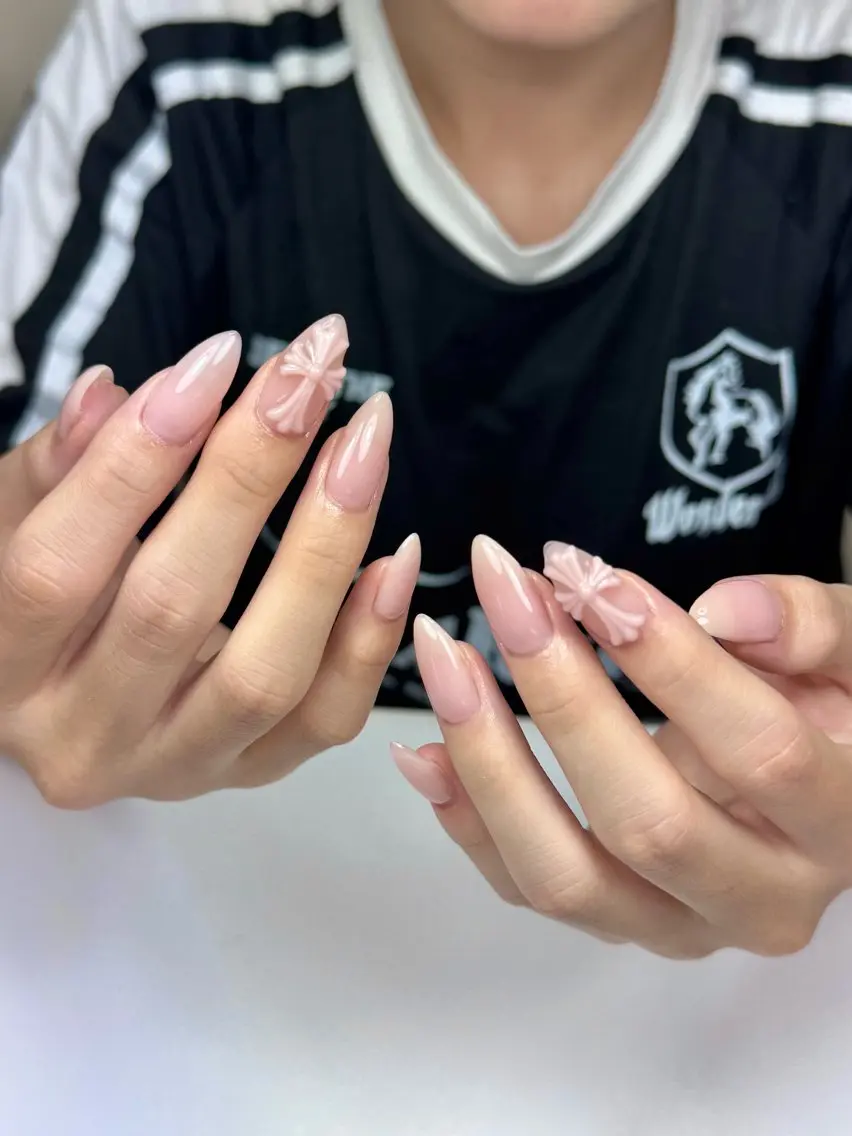 ネイル ハンドネイル ZHU_ STUDIOのネイルデザイン