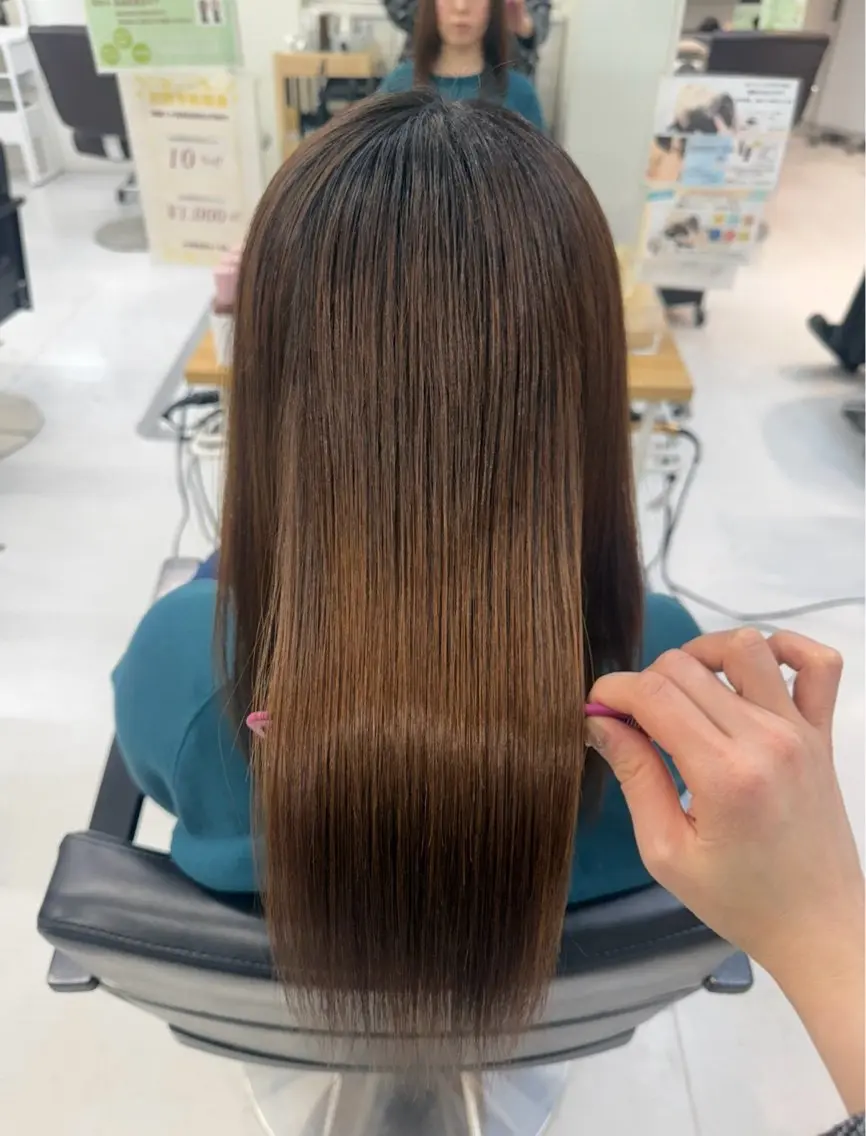 セミロング 縮毛矯正 トリートメント 榎本雪来⛄️ メンズカット✂️のヘアスタイル