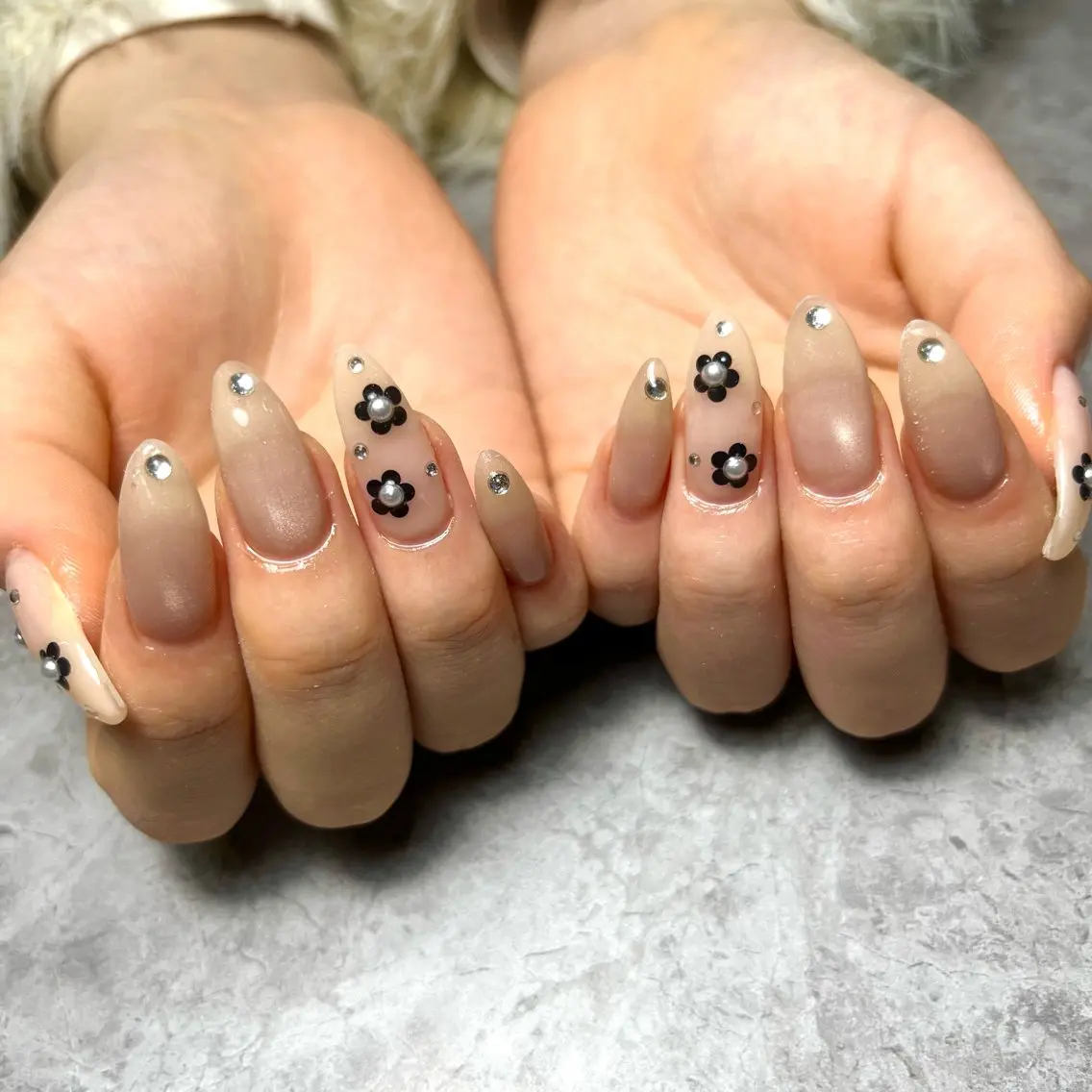 ネイル ハンドネイル &Nail: アンドネイルコロンのネイルデザイン