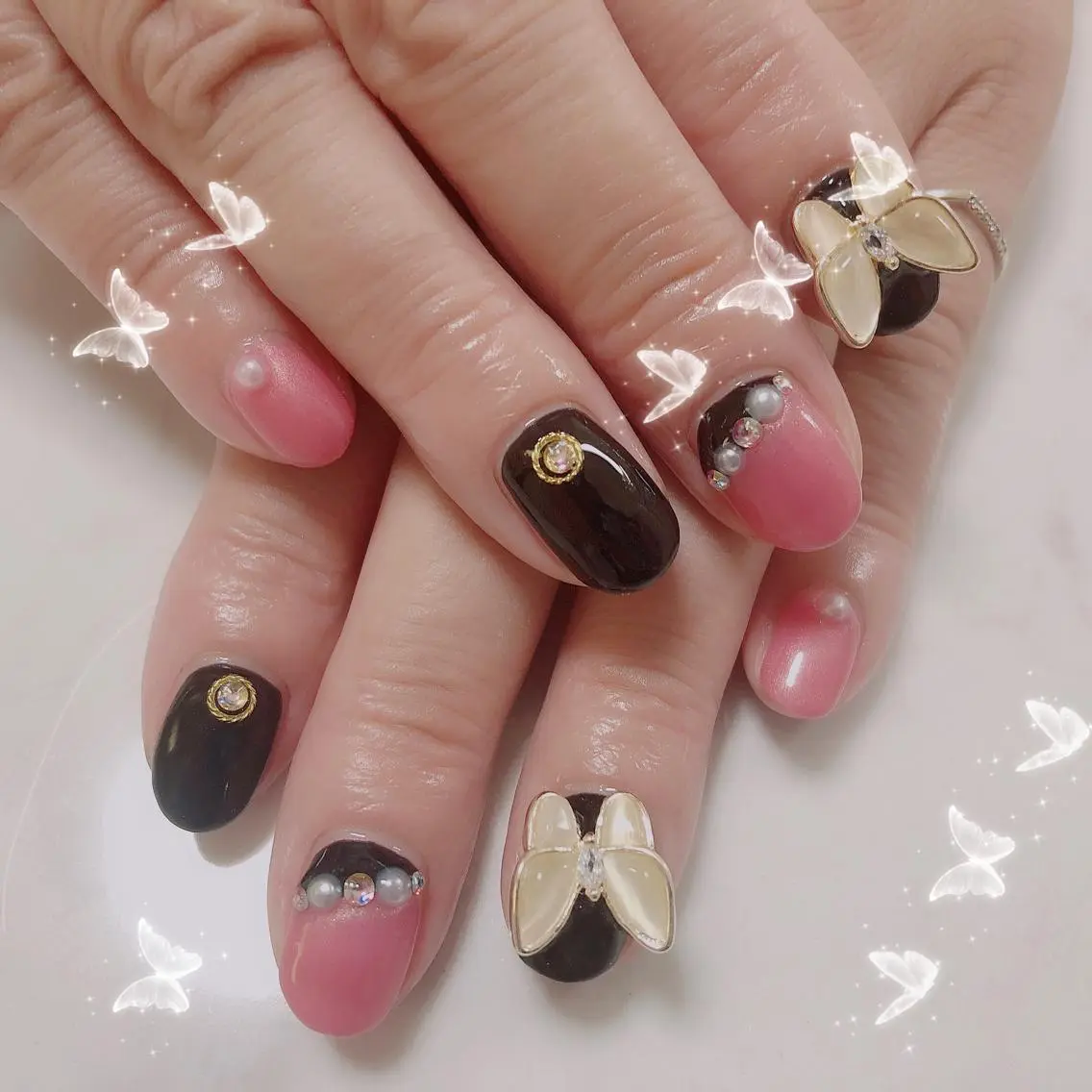 ネイル ネイルサロンエクラ 🫧Shizukaのネイルデザイン