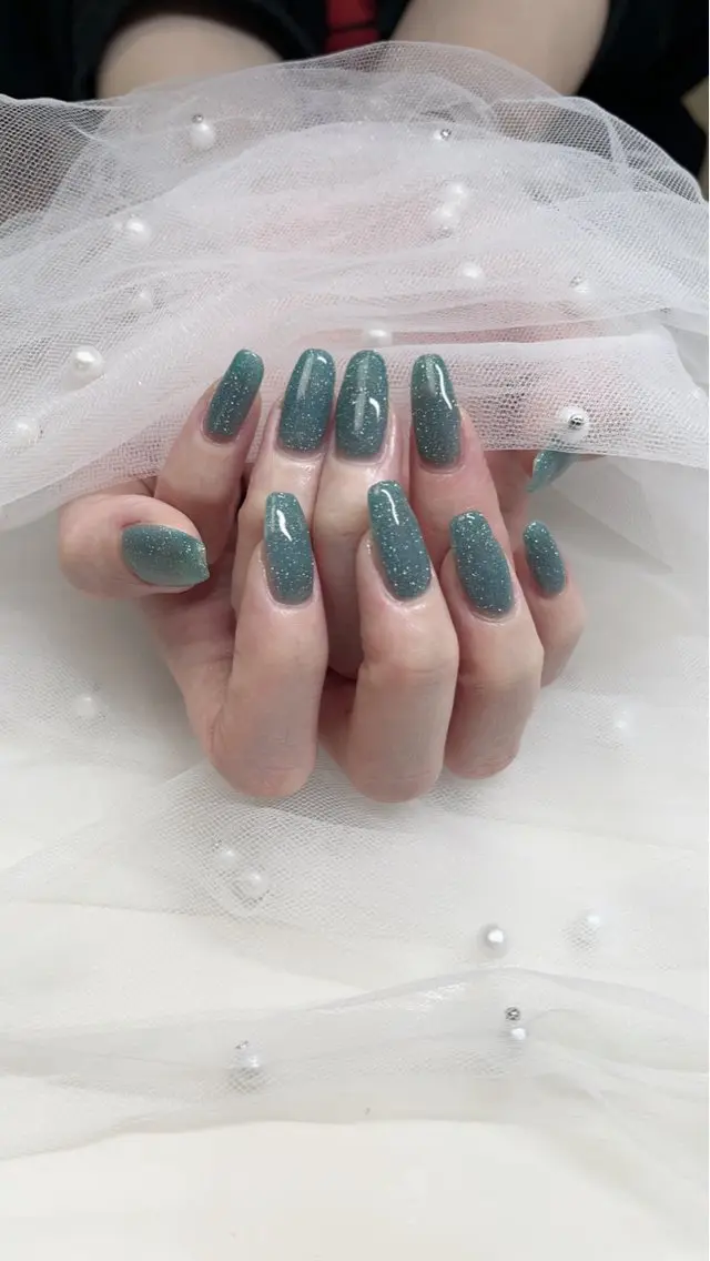 ネイル ハンドネイル KARI ネイルサロンのネイルデザイン