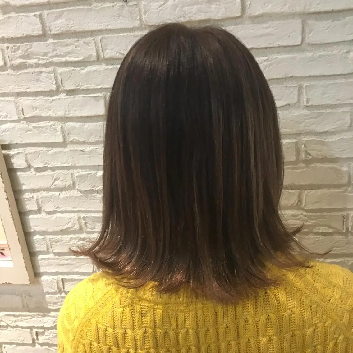 ミディアム カラー ボブ 外ハネヘア 鈴木 麻希のヘアスタイル