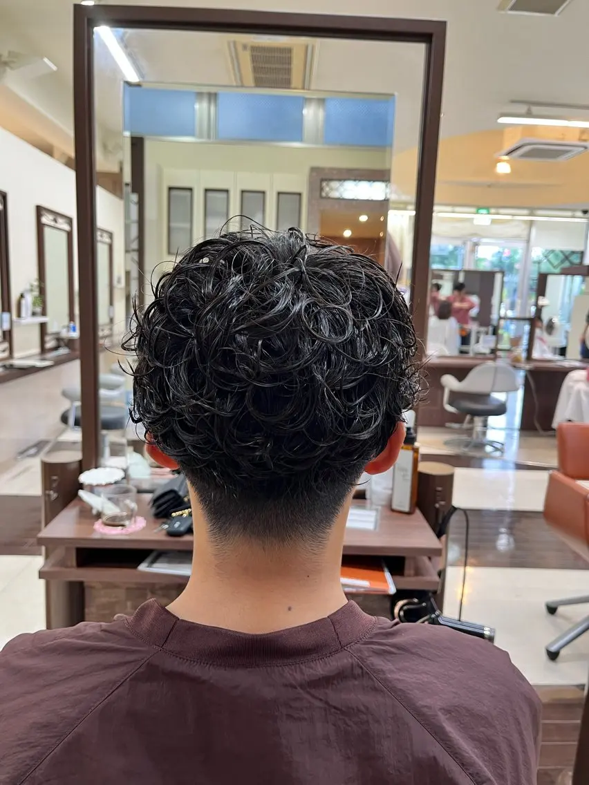 ショート パーマ メンズ マッシュ スペインカール 刈り上げ 🧊メンズ特化🧊 高木航希のヘアスタイル