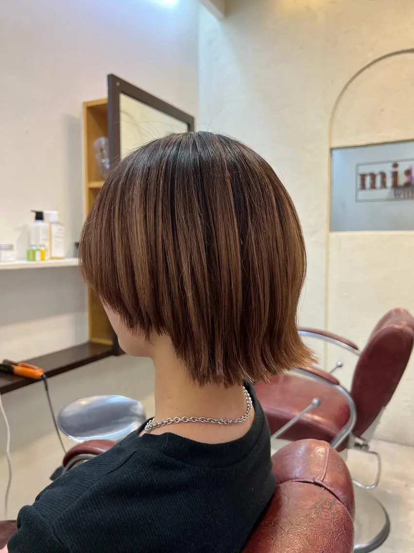 ショート 髪質改善 縮毛矯正 縮毛矯正 松山 優里のヘアスタイル
