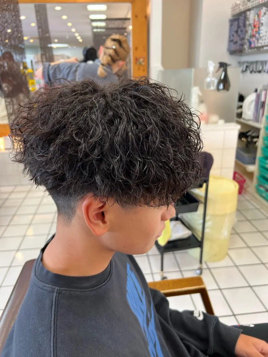パーマ メンズ 滝沢 智希のヘアスタイル