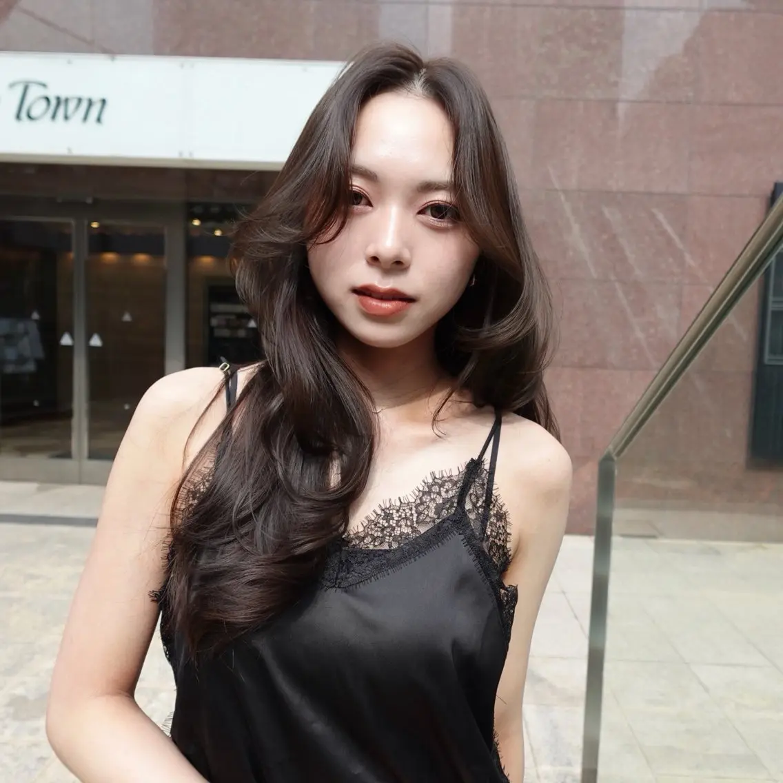 ロング カラー ヘアアレンジ レイヤーカット カット ヘアカラー トリートメント レイヤーカット🤍 RINAのヘアスタイル