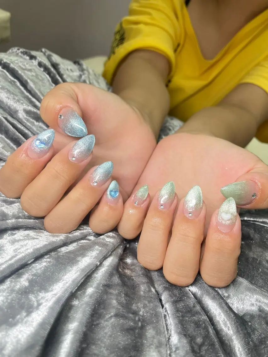ネイル ハンドネイル Mumu眉毛,ネイル モデル募集中🪄のネイルデザイン