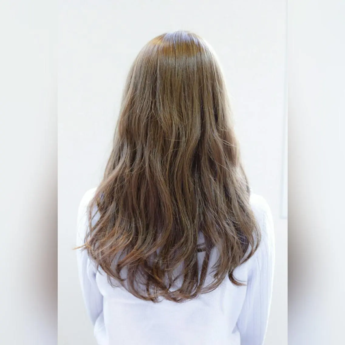 カラー ロング 辻 竜也　のヘアスタイル
