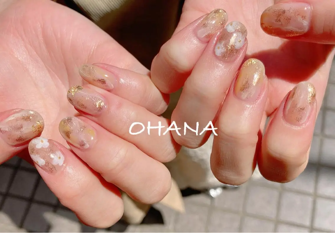 ネイル 成人式 長さ出し フットネイル ミラーネイル ニュアンスネイル nailroom OHANA🌴のネイルデザイン