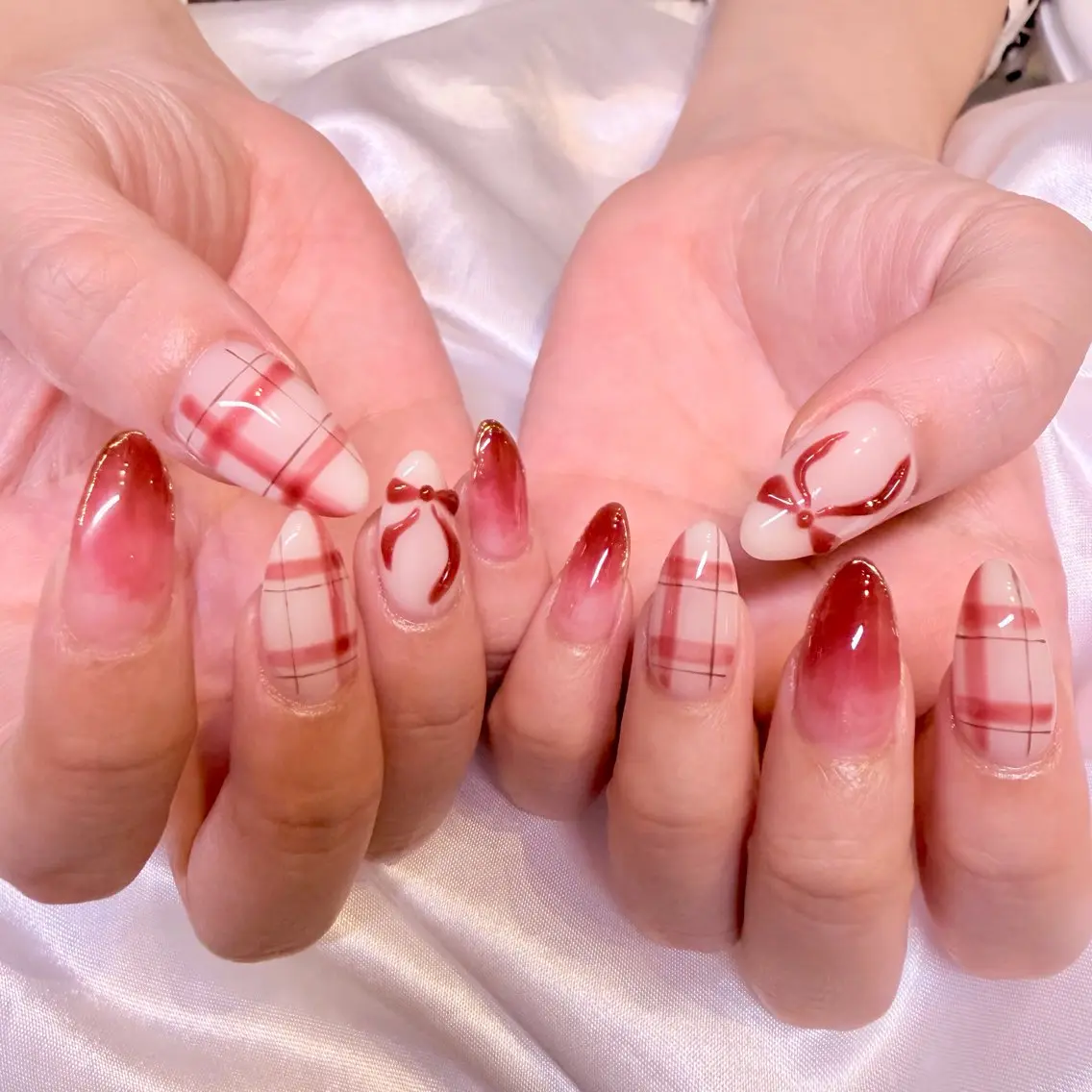 ネイル ハンドネイル nail salon e'mu💐のネイルデザイン