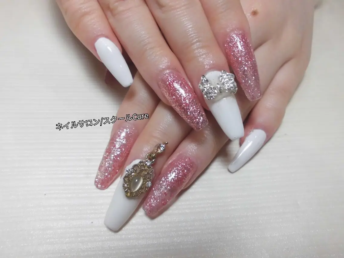 ネイル スカルプネイル ネイルサロン Cureのネイルデザイン