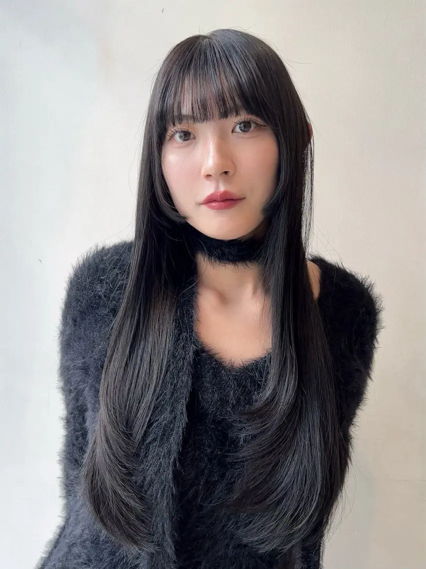 ロング モデル募集/カレン /レイヤーカットのヘアスタイル