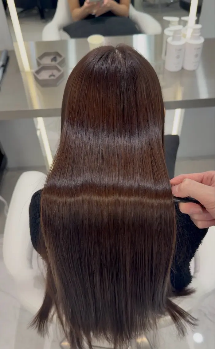 ロング カット ヘアカラー トリートメント MAKOTO／縮毛 矯正／梅田／茶屋町のヘアスタイル