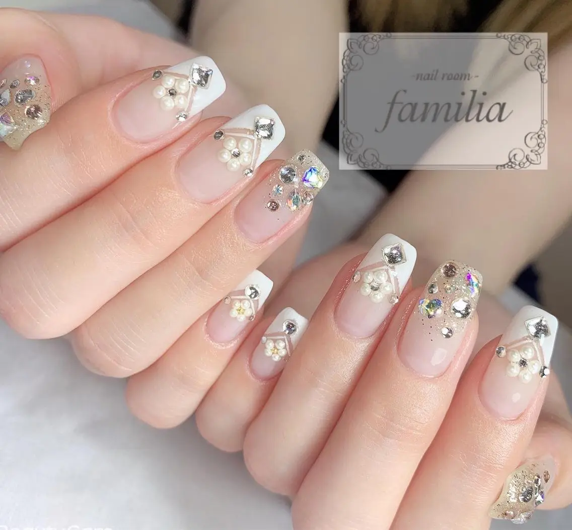 ネイル ハンドネイル -nailroom- familiaのネイルデザイン