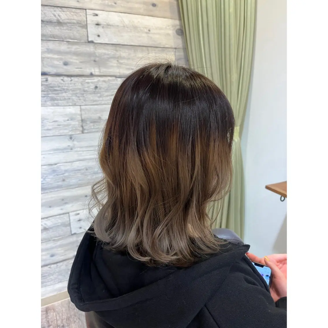 ミディアム カラー 透明感カラー ヘアカラー トリートメント 木下 実優のヘアスタイル