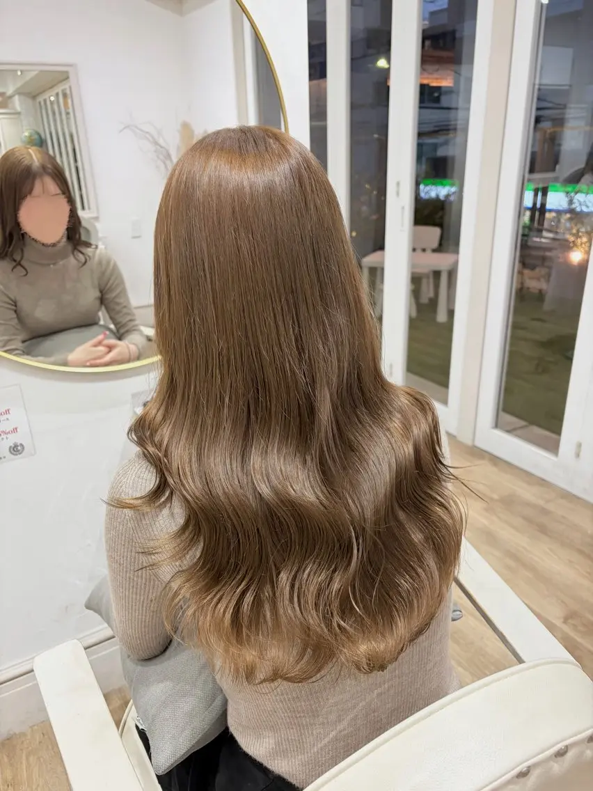 ロング ヘアカラー トリートメント mio♡ベージュ特化 🎀透明感カラーのヘアスタイル