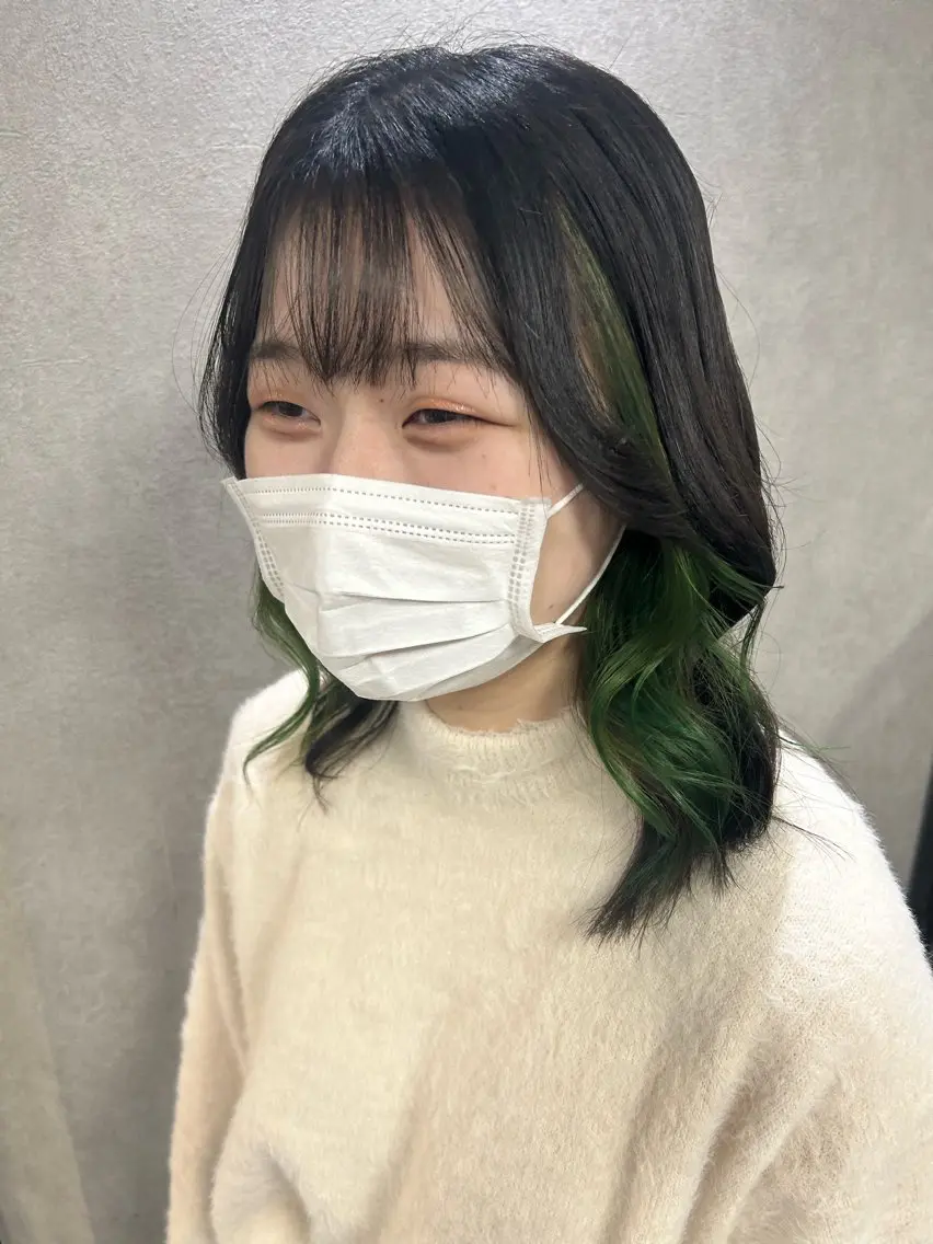 ミディアム パーマ ヘアカラー ♡派手髪カラー♡ 🅝🅐🅝🅐のヘアスタイル