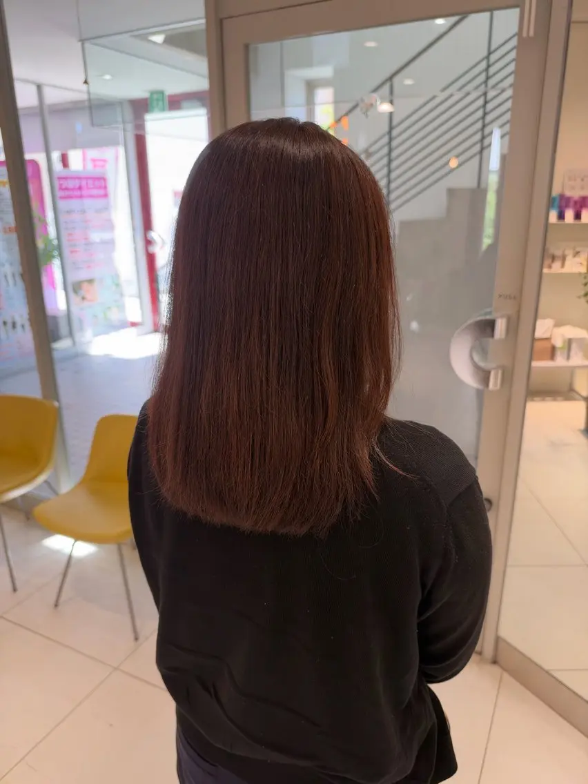 カラー 林 彩音のヘアスタイル