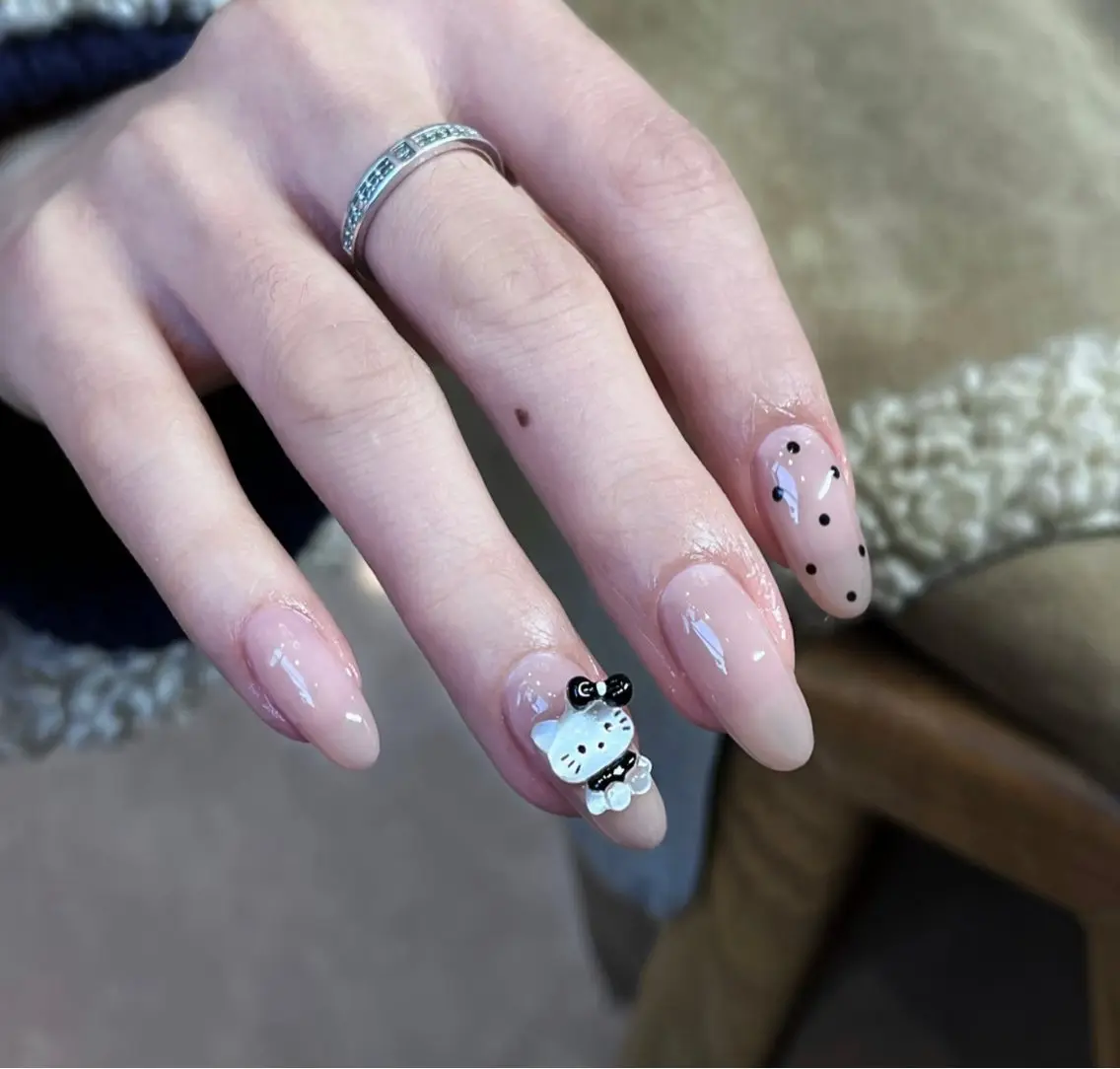 ネイル ハンドネイル ハンドケア 🍑 momo_nailのネイルデザイン