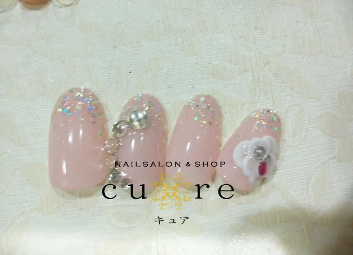 ネイル ジェルネイル ハンドネイル ネイルサロン Cureのネイルデザイン