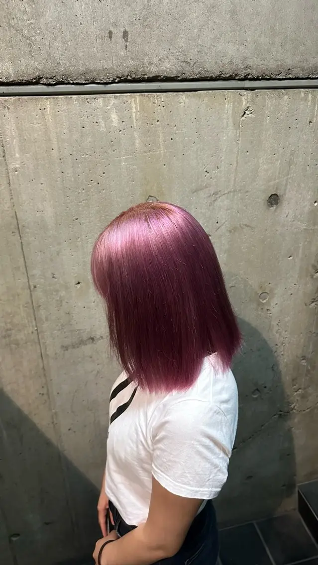 ミディアム カラー ハイトーンカラー ピンクカラー 五十嵐 圭音のヘアスタイル