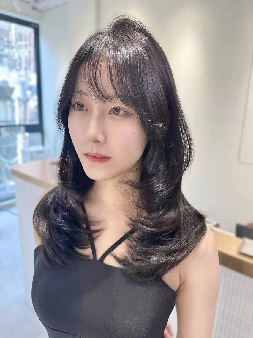 ロング カラー ベージュカラー ケアカラー 髪質改善 レイヤーカット トリートメント 髪質改善 髪質改善カラーゆうひのヘアスタイル