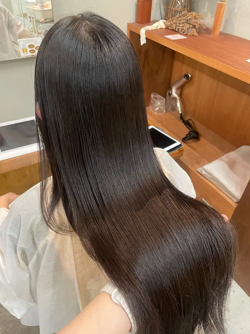 ロング 山下 悠月のヘアスタイル