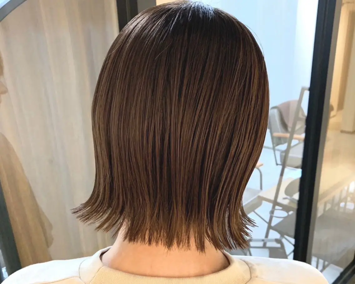 ミディアム ボブ カット ヘアカラー トリートメント 2ヵ月先までまとまる レイヤー🫧若葉🪞のヘアスタイル