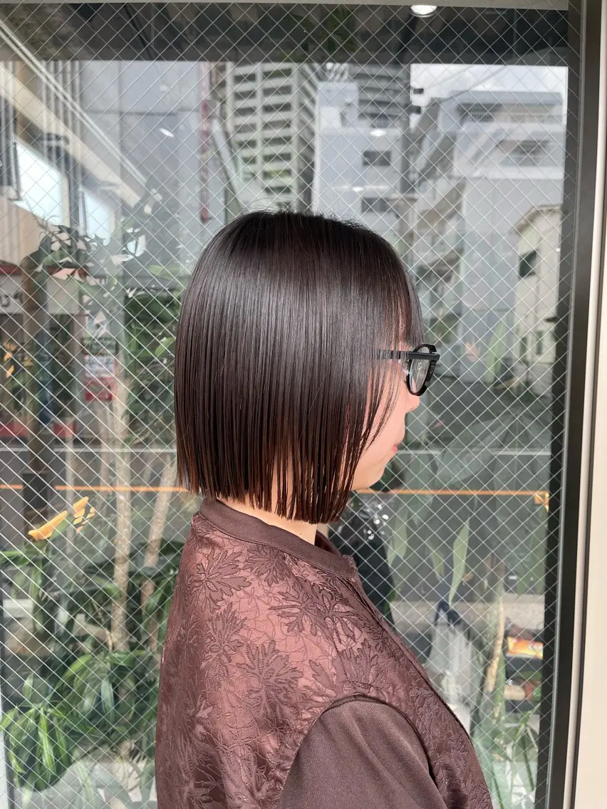 ショート カラー 切りっぱなしボブ ボブ カット ヘアカラー トリートメント 🩵ボブ/レイヤー /髪質改善🩵のヘアスタイル