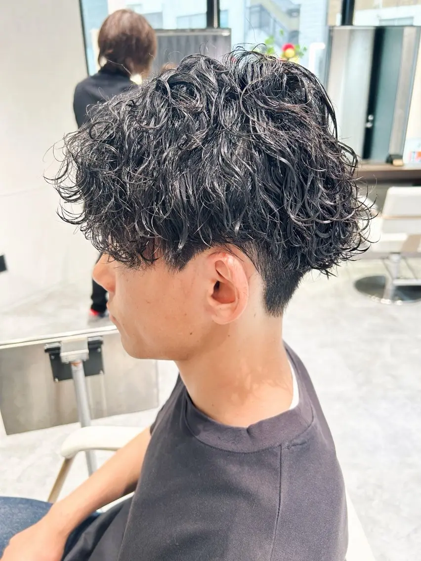 【波巻きパーマ＋カット】の写真