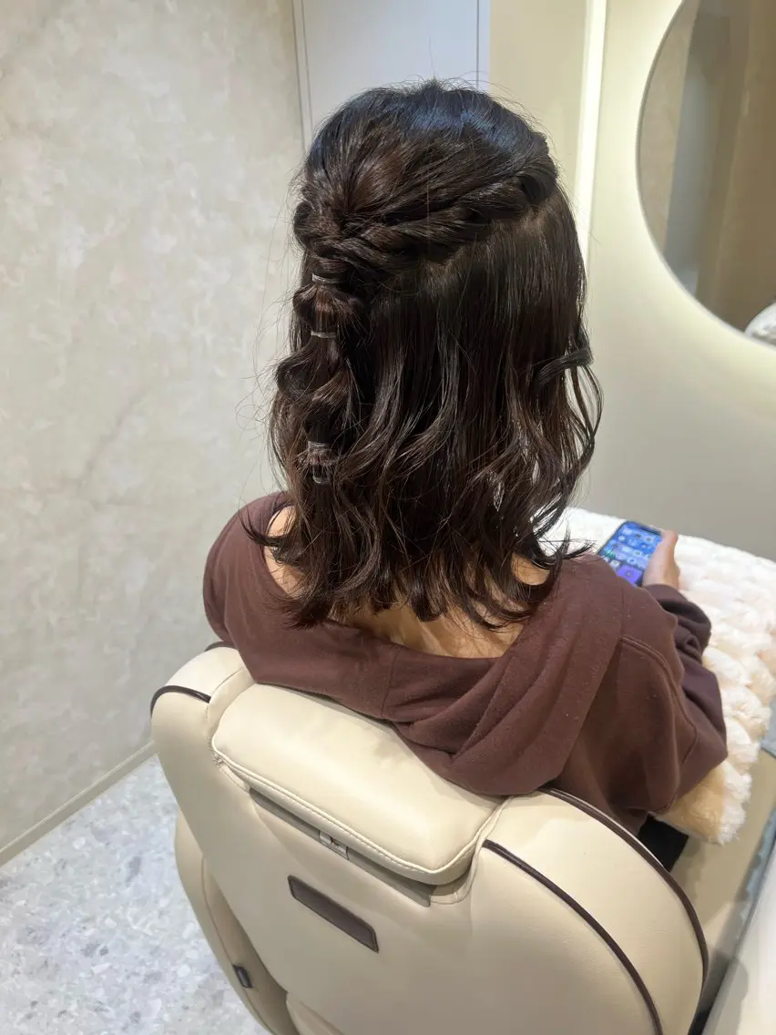 セミロング ヘアセット 🫧ツヤ髪個室美容室 安食茉莉🫧のヘアスタイル