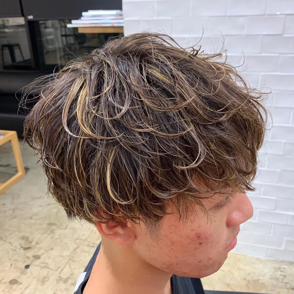 ショート 小関 仁晴のヘアスタイル
