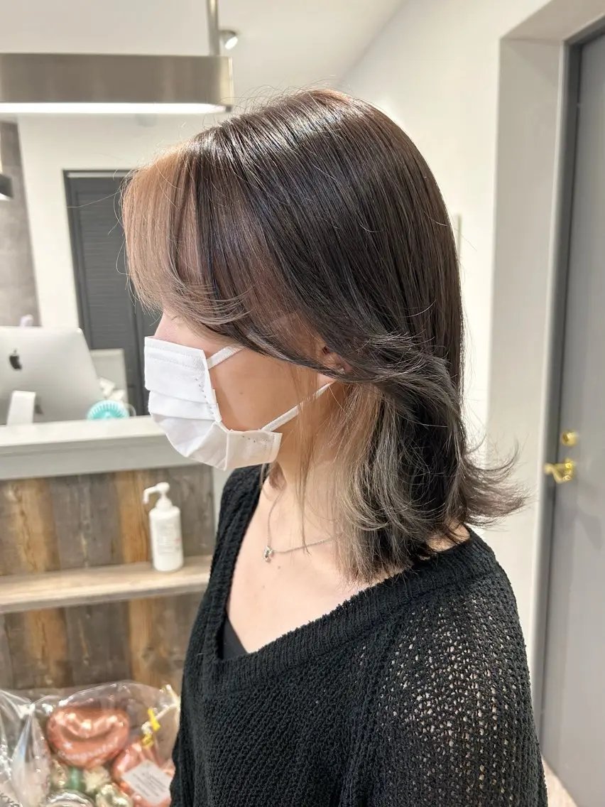 セミロング カラー ヘアカラー ハイトーン特化サロン 🍑momo🍑のヘアスタイル