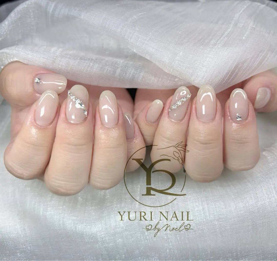 ネイル ハンドネイル フットネイル ハンドケア YURI Nail NARITAのネイルデザイン