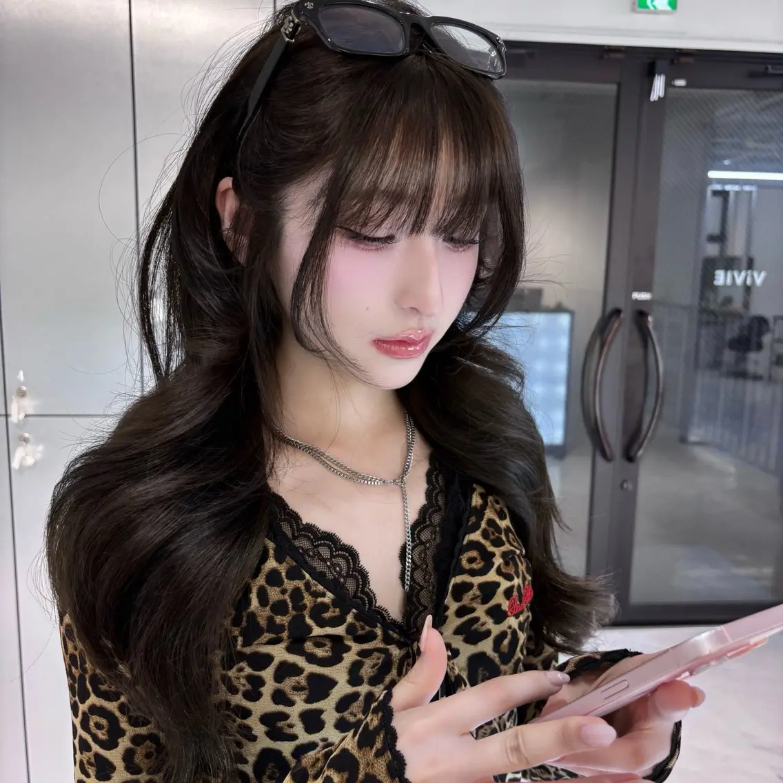 ロング カラー ヘアカラー トリートメント 韓国ヘア💖Wカラー 💖透明感カラー💖のヘアスタイル