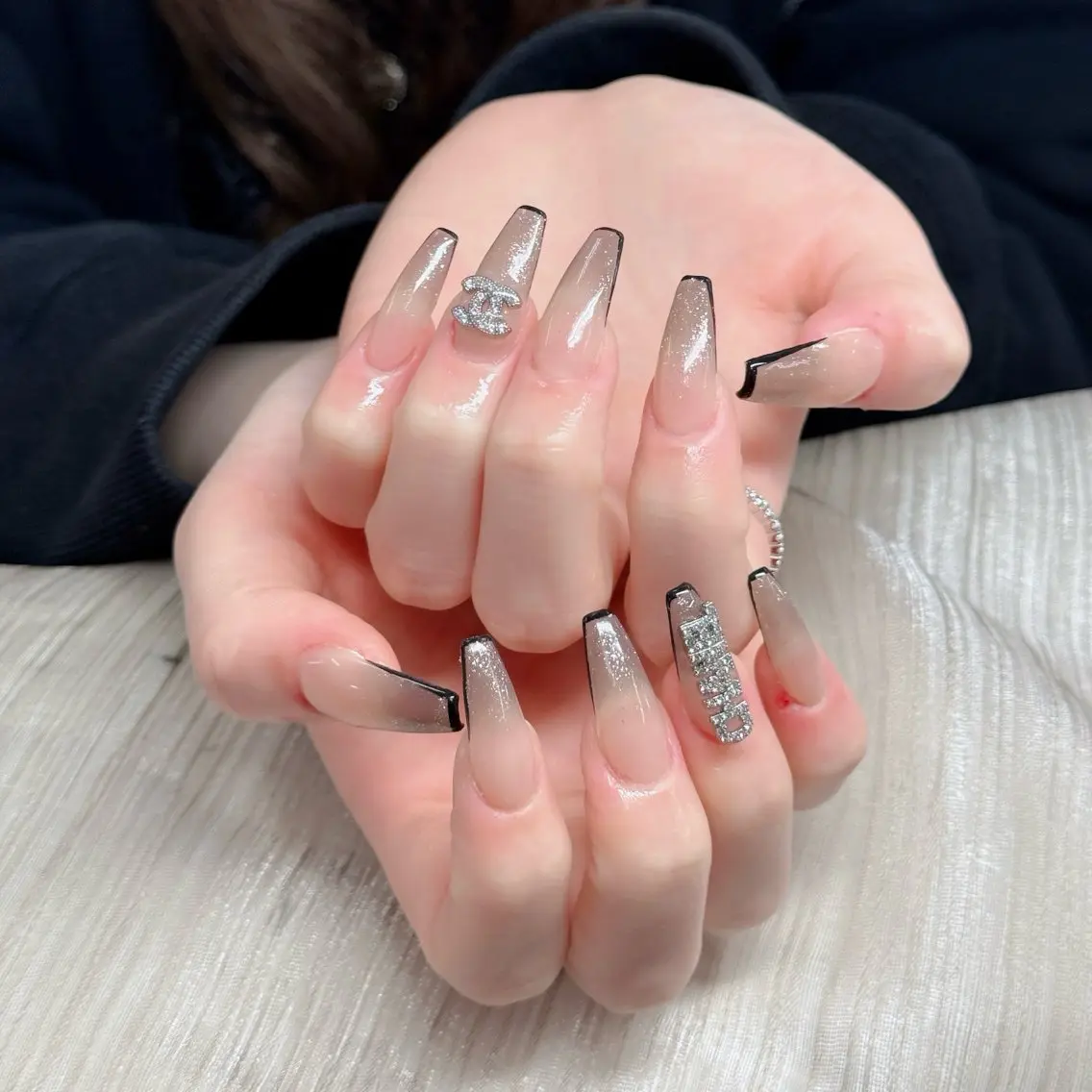 ネイル ロングネイル マグネットネイル リボン 夏ネイル スーパーロングネイル Hani Nail XUKAのネイルデザイン