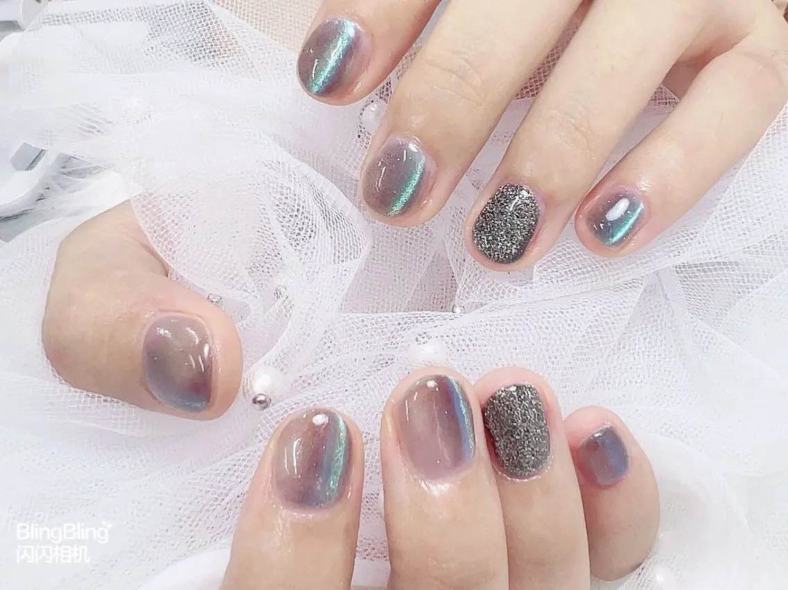 ネイル マグネットネイル Zz nail salonのネイルデザイン