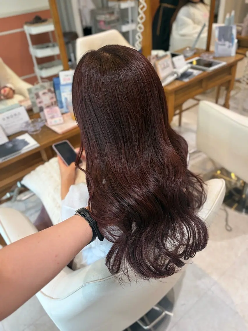 ロング カット ヘアカラー 梛木 唯のヘアスタイル